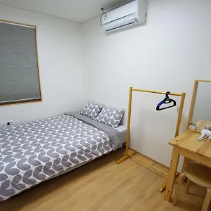 Pensión Bong, Jeju